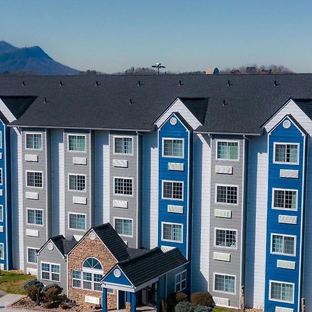 Microtel Inn & Suites By Wyndham Pigeon Forge Exterior foto
